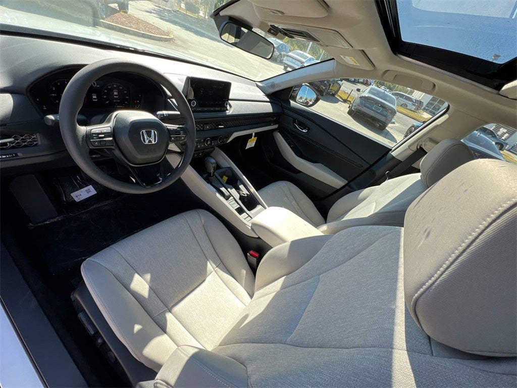 2025 Honda Accord Sedan SE