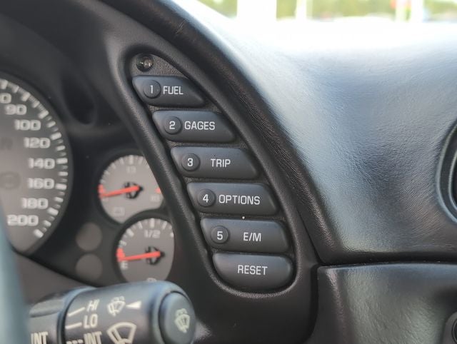 2004 Chevrolet Corvette Base