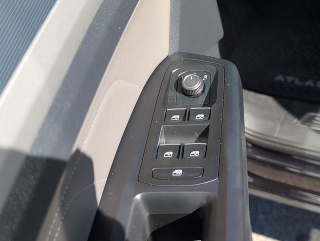 2021 Volkswagen Atlas 3.6L V6 SEL R-Line