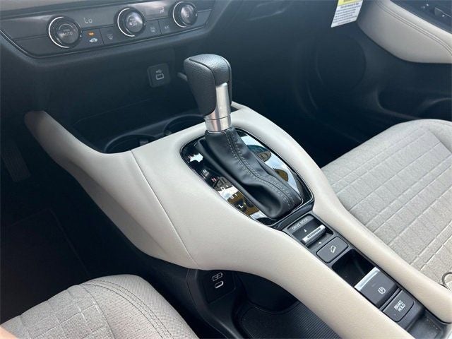 2025 Honda HR-V LX