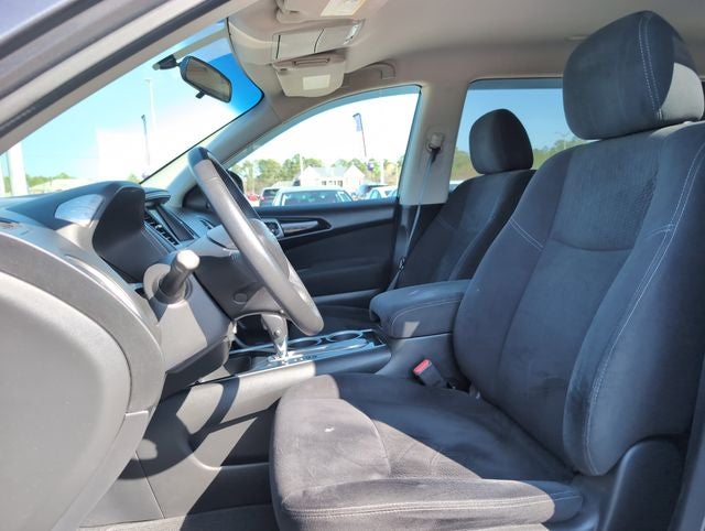 2013 Nissan Pathfinder SV