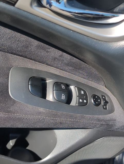 2013 Nissan Pathfinder SV