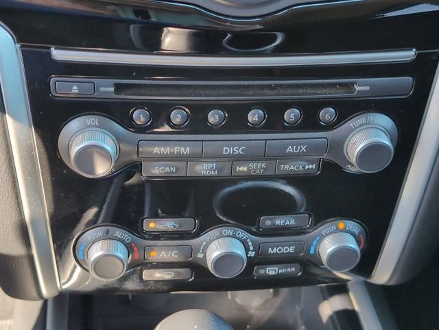 2013 Nissan Pathfinder SV