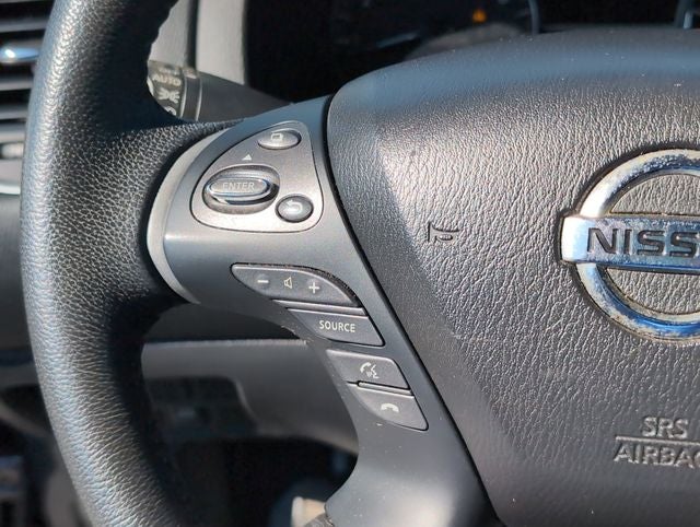 2013 Nissan Pathfinder SV