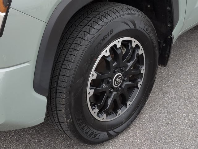 2022 Toyota Tundra 2WD SR5