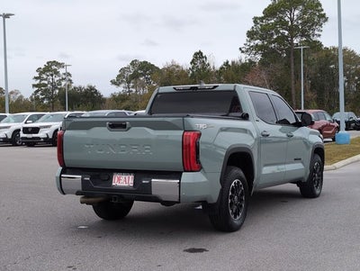 2022 Toyota Tundra 2WD SR5