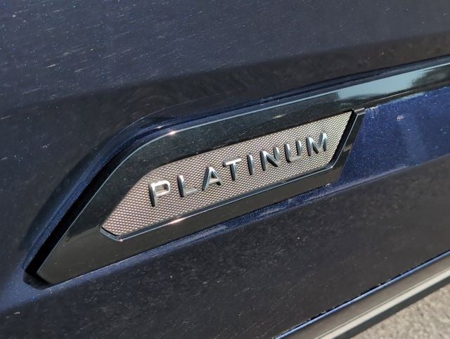 2022 Toyota Tundra 4WD Platinum