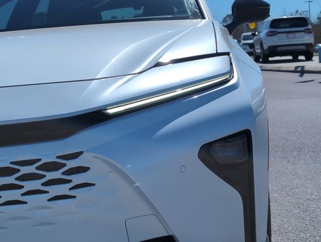 2025 Toyota Crown Signia Limited