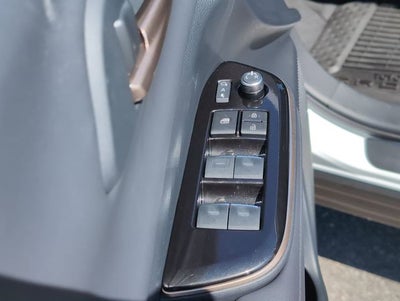 2025 Toyota Crown Signia Limited