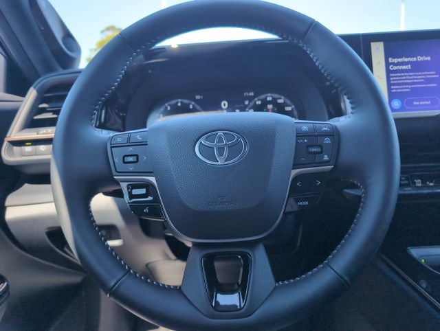 2025 Toyota Crown Signia Limited