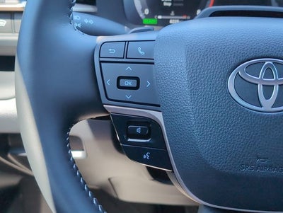 2025 Toyota Crown Signia Limited