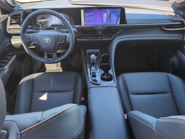 2025 Toyota Crown Signia Limited