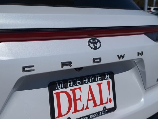 2025 Toyota Crown Signia Limited