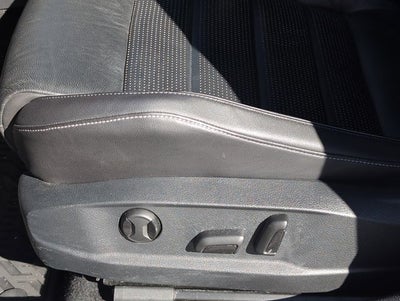 2019 Volkswagen Golf R DCC & Navigation 4Motion