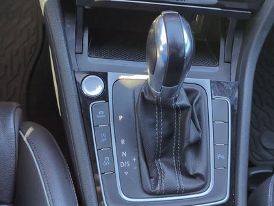 2019 Volkswagen Golf R DCC & Navigation 4Motion