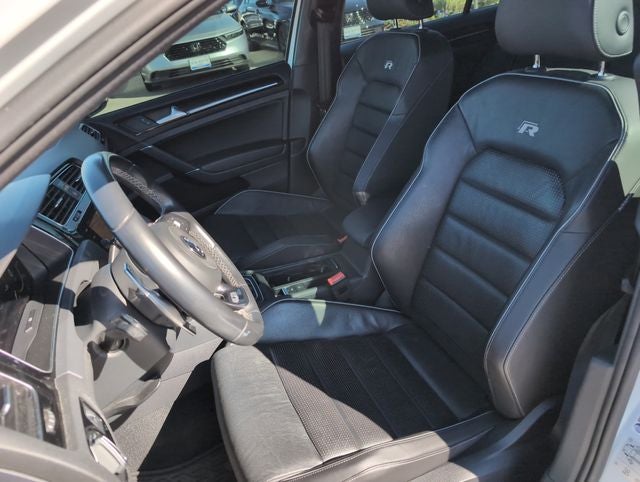 2019 Volkswagen Golf R DCC & Navigation 4Motion