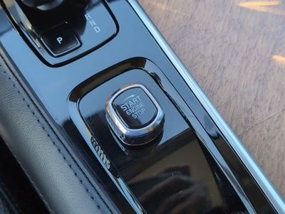 2025 Volvo XC90 Plus