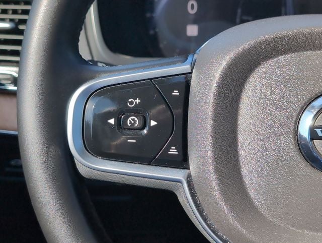 2025 Volvo XC90 Plus